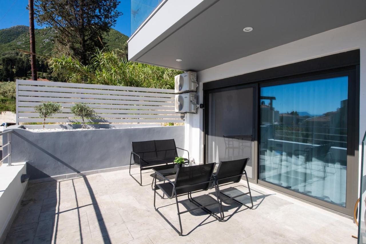 Angelica'S And Irene'S Design Apartments Swimming Pool Nikiana Exterior foto
